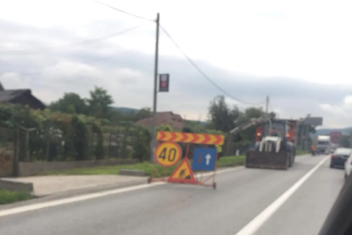 Atenție! Trafic restricționat pe sensul Pitești- Ramnicu Valcea