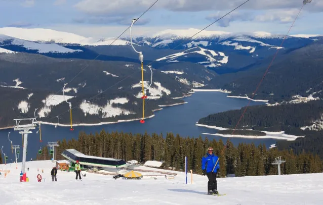Se reface drumul spre Transalpina Ski Resort