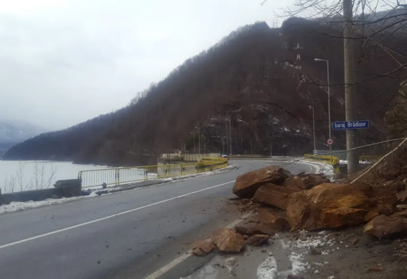 Circulatie restricționată la Brădișor