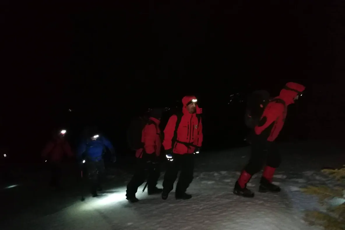 Turiști francezi salvați pe munte după o intervenție de 11 ore !