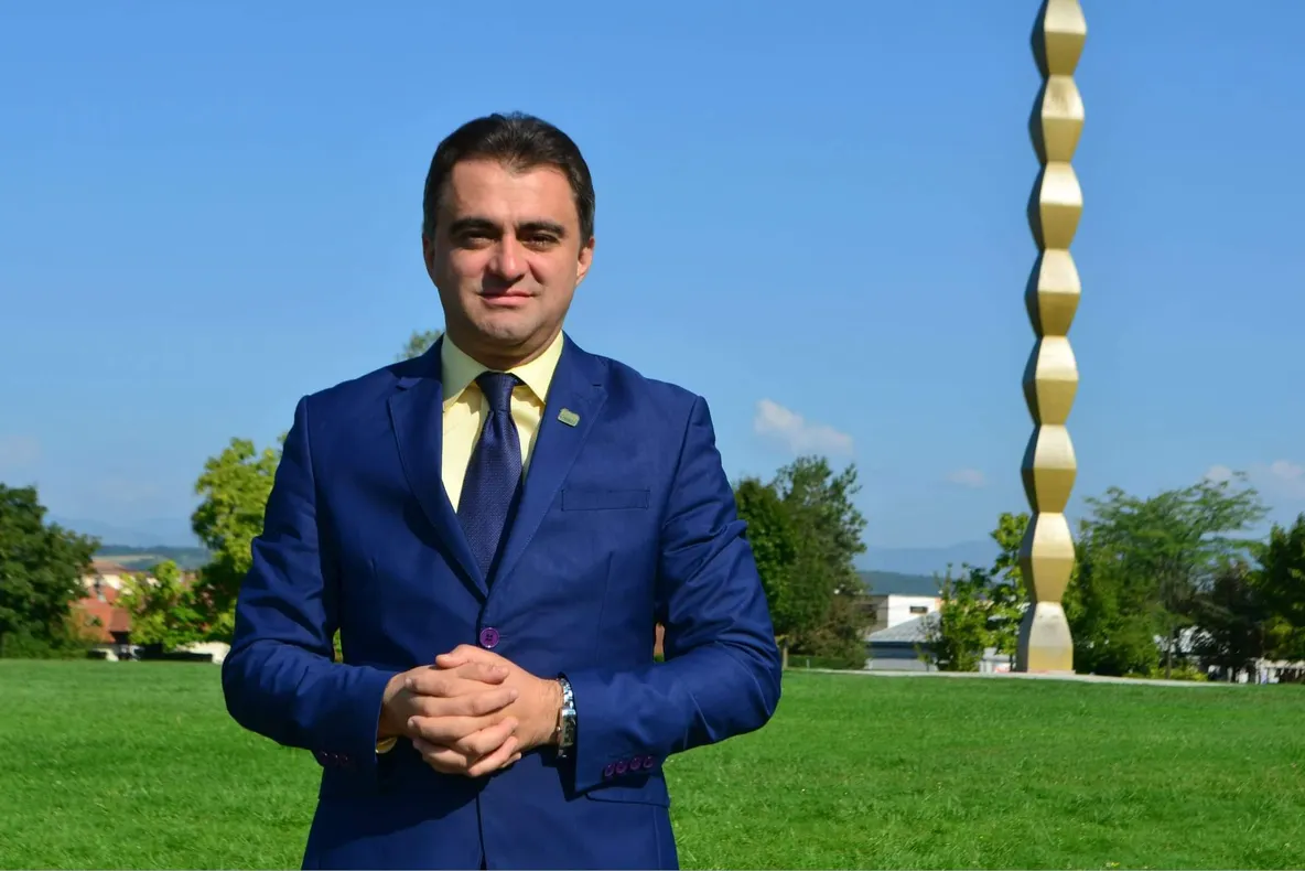 SOS Mănăstirea Stănești, unul dintre monumentele istorice care și- ar putea recăpăta strălucirea