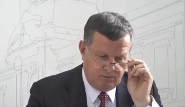 Arhitecții caută soluții pentru construirea a 800 de locuri și tribune în Sala Traian