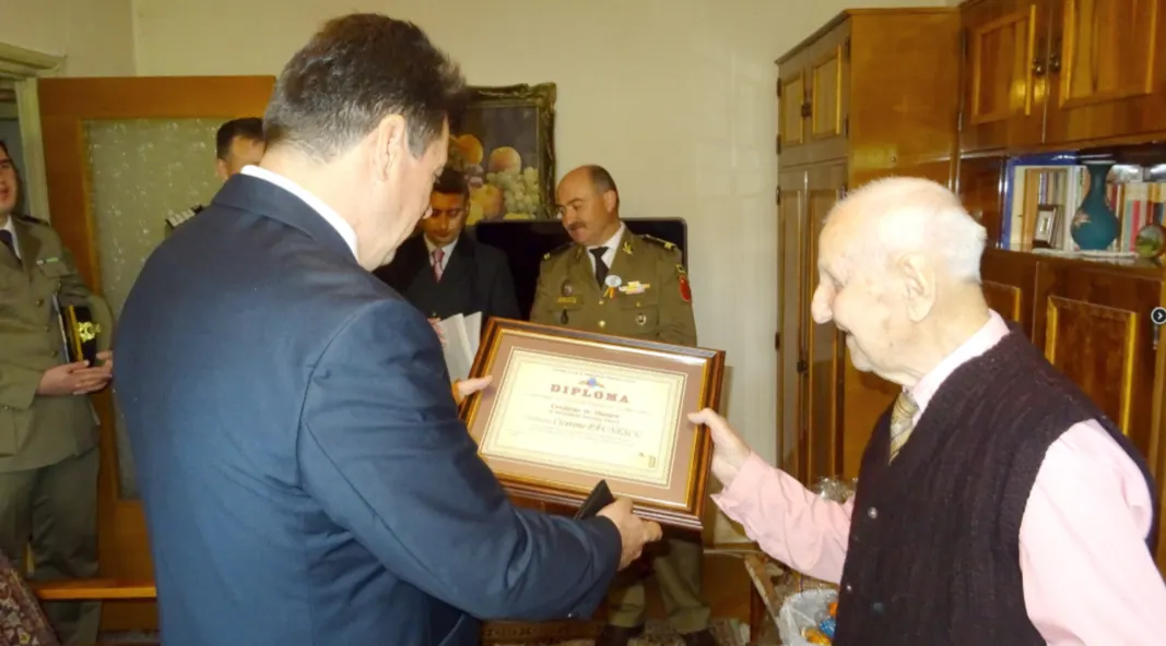 Cicerone Păunescu, Cetățean de Onoare al Râmnicului