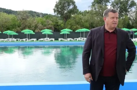 1 Iunie, la ștrand