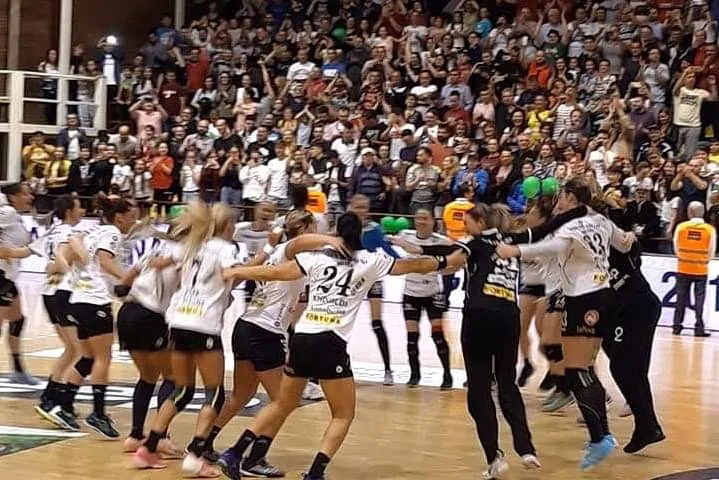 SCM Râmnicu Vâlcea, noua campioană a României