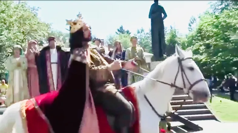 VIDEO "Mircea cel Bătrân” va fi în centrul Râmnicului mâine dimineață