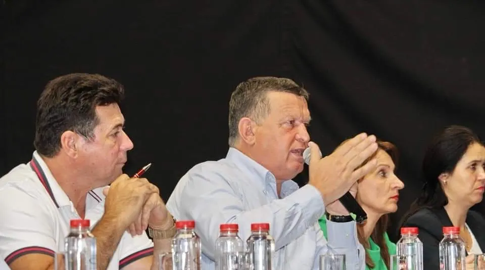 Mircia Gutău, 3 ore de discuții cu locuitorii Râmnicului