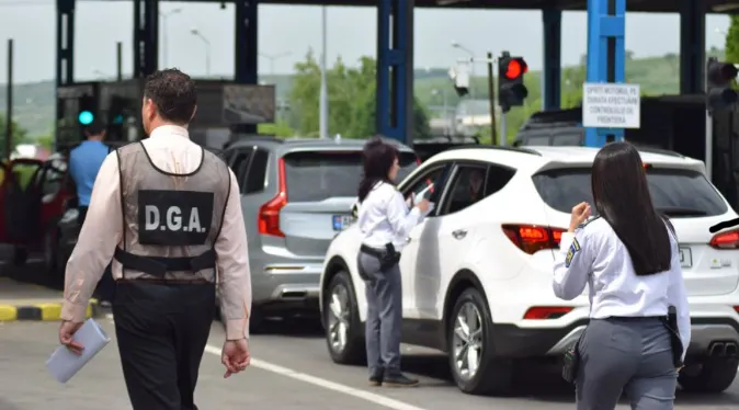 Percheziții în Bucureşti şi 3 judeţe, la angajaţi RAR