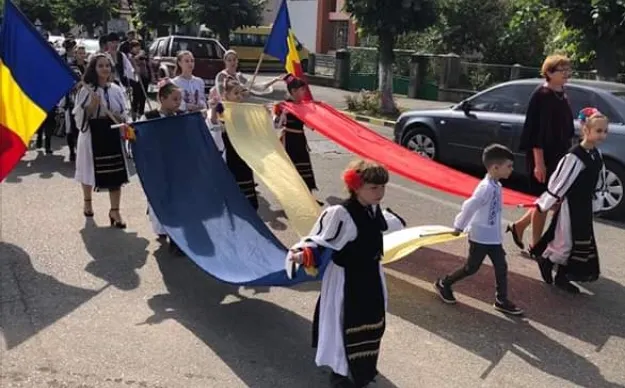 La mulți ani, Horezu! Urarea care răsună astăzi pe străzile orașului aflat în Patrimoniul UNESCO