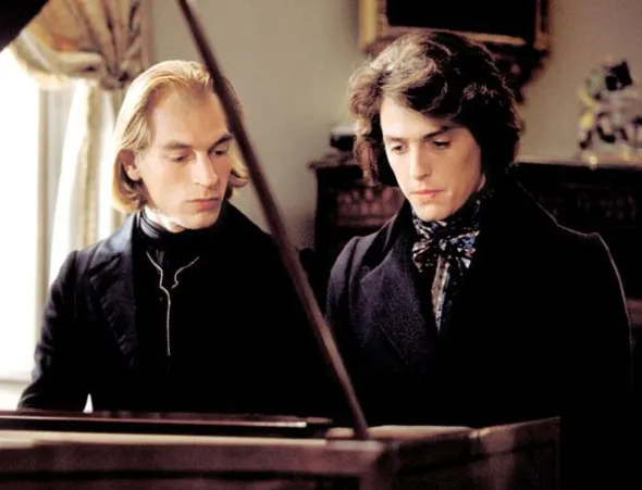 Filarmonica vâlceană pregătește o seară romantică