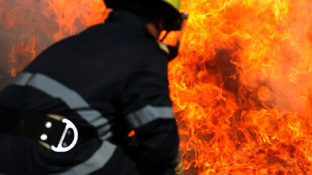 Incendiu de locuință în Călimănești