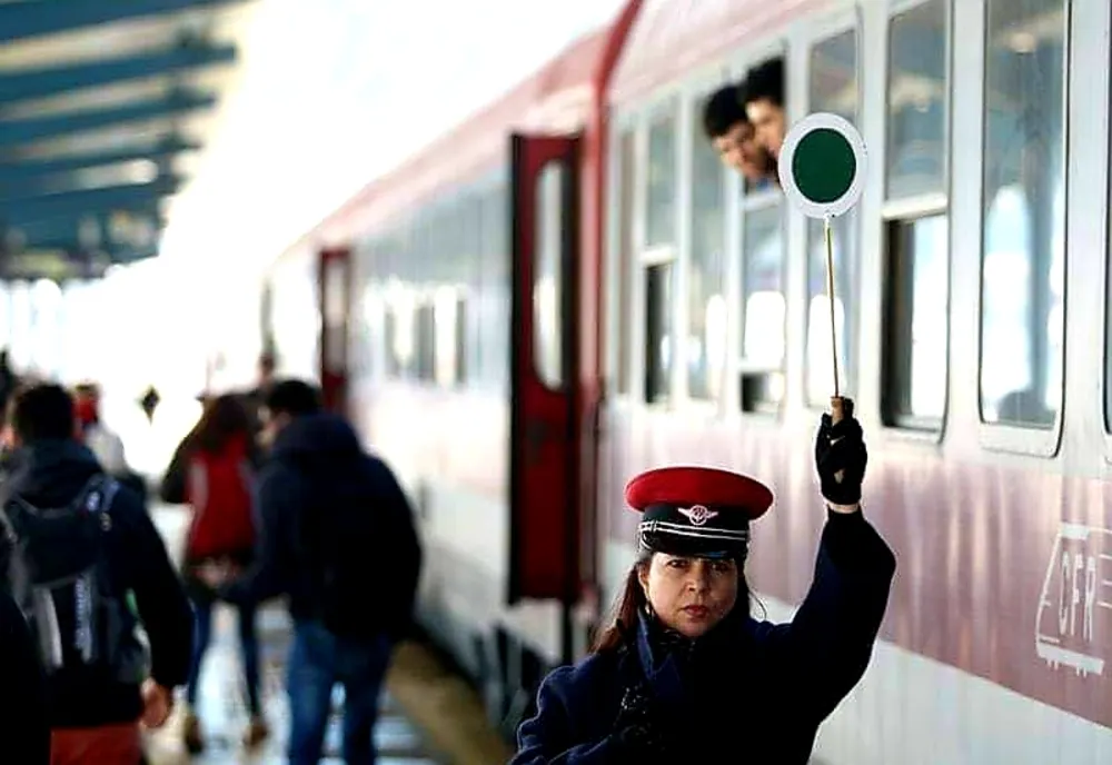 23 aprilie: Principele României Carol I şi I.C. Brătianu semnau Decretul prin care era înființată „CFR”