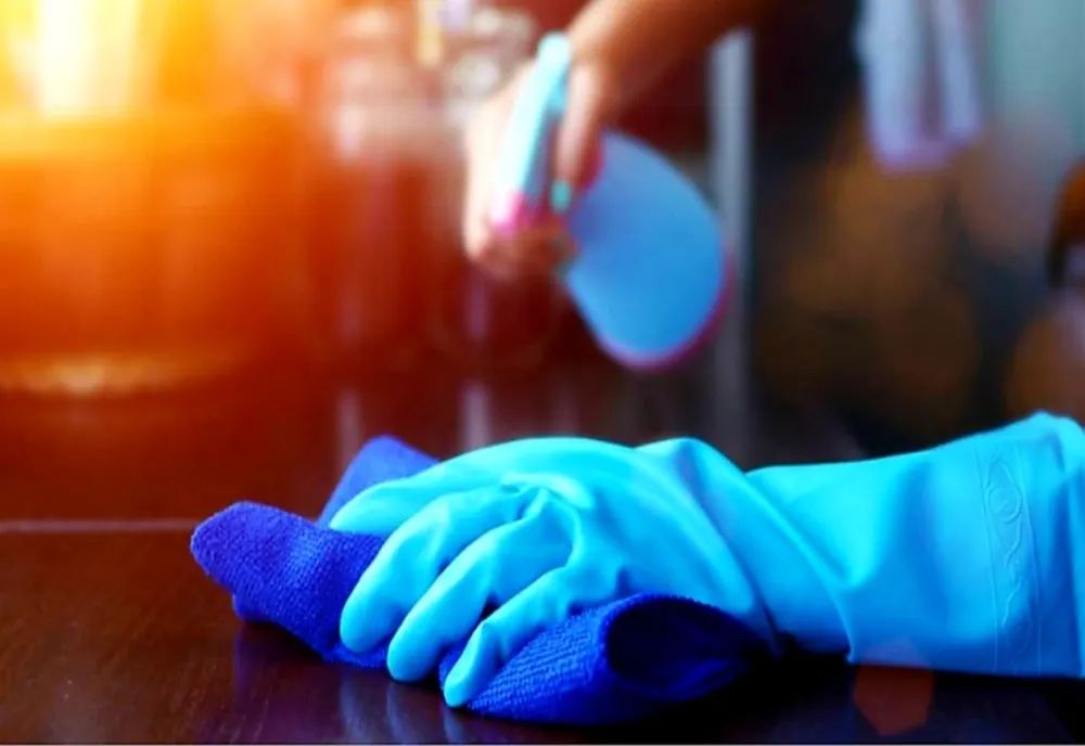 Râmnicu Vâlcea: Sălile claselor de curs unde se va susţine Evaluarea Naţională, dezinfectate