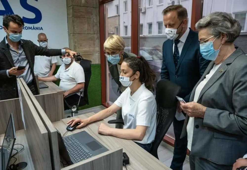 Număr special pentru bătrânii aflați în izolare sau cu restricții de deplasare 