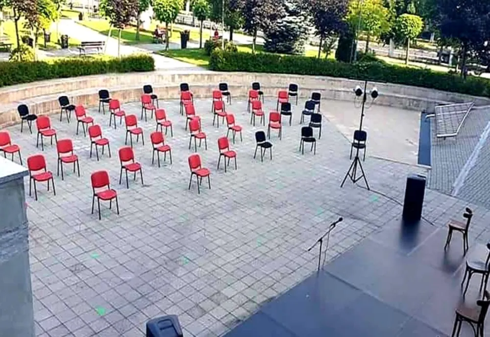 Teatru în amfiteatru, ca în Grecia Antică. Anton Pann din Râmnic propune noi spectacole