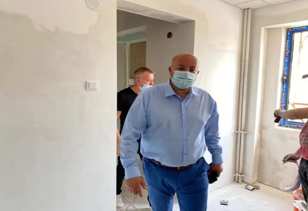 Lucrările de modernizare de la sediul Policlinicii cu Plată din Ramnicu Valcea, la final