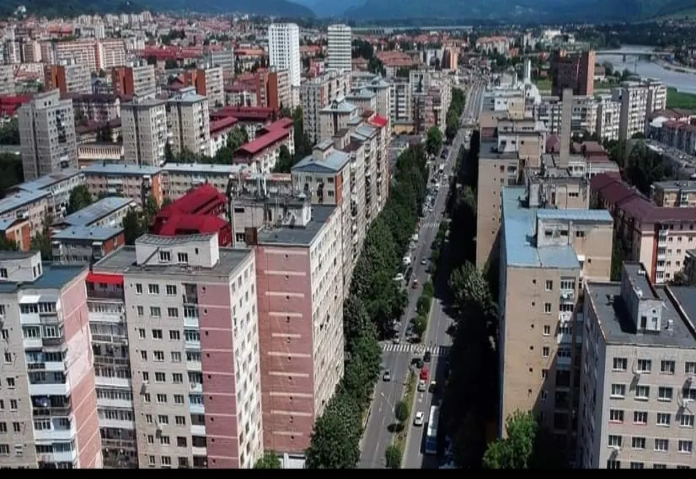Reabilitare termică pentru 8 blocuri din Râmnicu Vâlcea