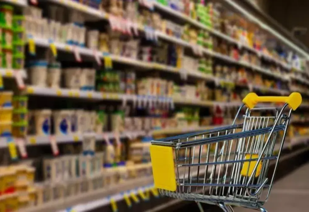 PREȚURILE ALIMENTELOR DE BAZĂ AR PUTEA CREȘTE DE LA 1 OCTOMBRIE 