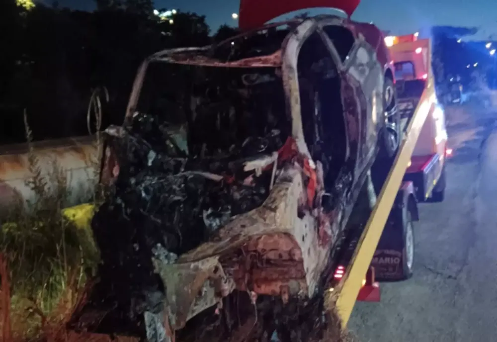 ACCIDENT CUMPLIT ÎN RÂMNICU VÂLCEA. DOI TINERI AU MURIT CARBONIZAȚI 