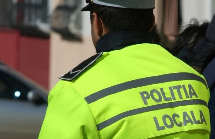 Perchezitii domiciliare la Horezu