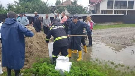 Zone critice pe cursurile de apă !