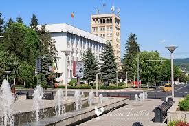 Pasapoarte pe 10 ani pentru tinerii peste 18 ani !