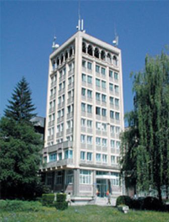 11 posturi vacante la Consiliul Județean Valcea