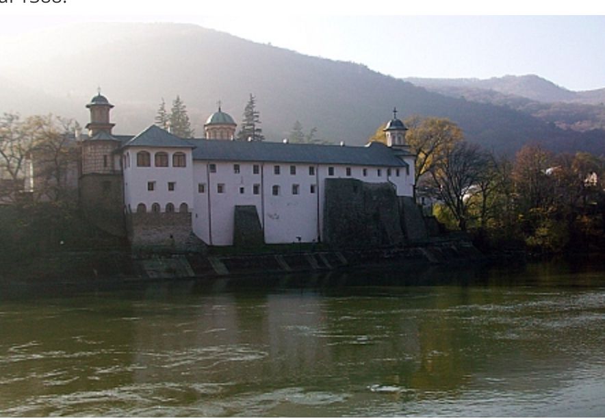 Un nou stareț la Mănăstirea Cozia