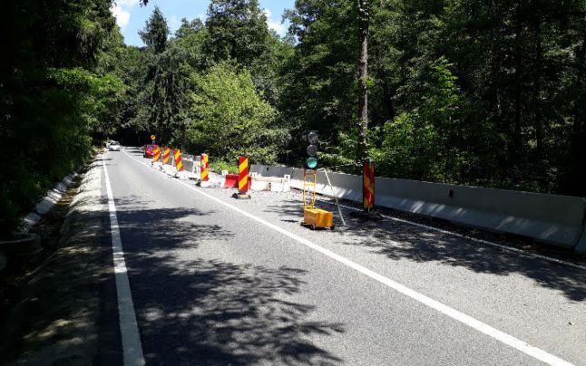 Continua lucrarile pe DN 64, la Băile Olănești