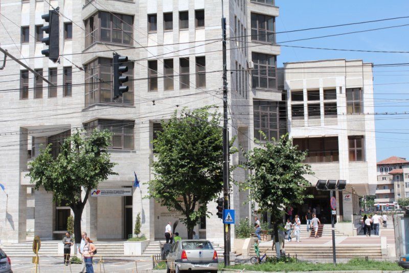 A.N.A.F. continuă restituirea taxei auto la Vâlcea