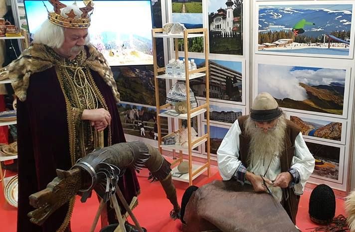 „Mircea cel Batran", la Targul de Turism al Romaniei