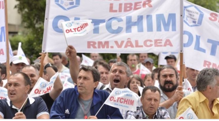 Protest la Oltchim! Tot astăzi a fost anunțat oficial: Chimcomplex a cumpărat combinatul vâlcean