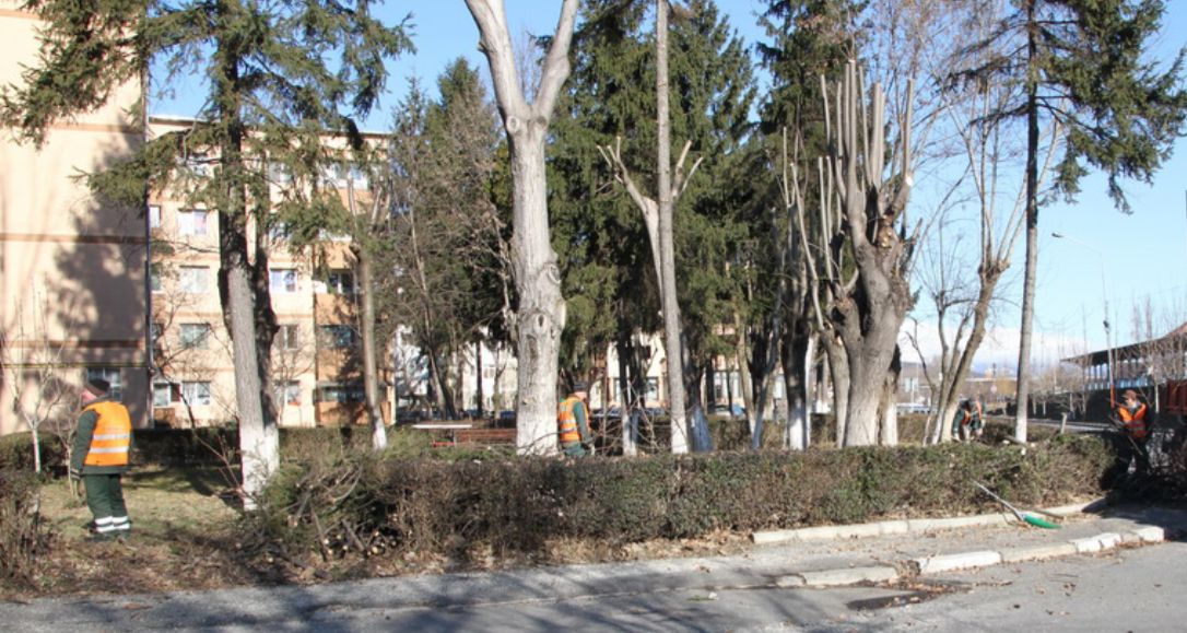 Campanie de curățenie în Râmnic. Cum se pot implica cetățenii