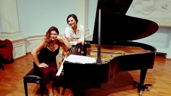 "Pianul cu poeme" la Teatrul Anton Pann din Râmnicu Vâlcea !