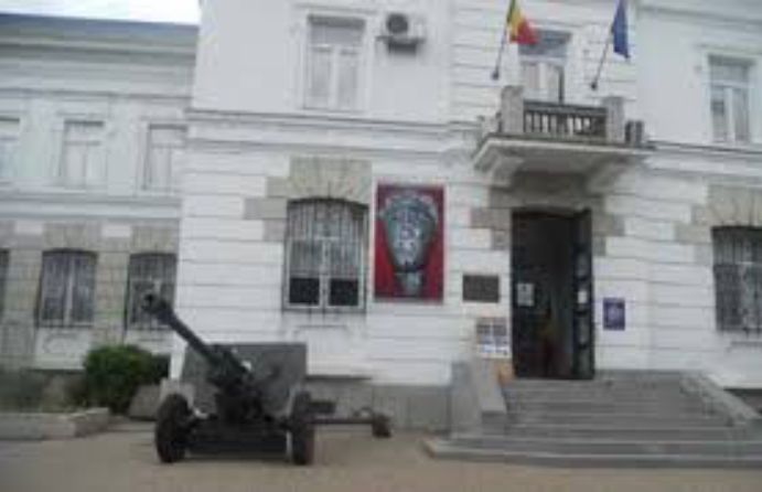 Exponatul lunii Februarie la muzeul din Râmnicu Vâlcea: Graﬃte în greacă, indicând capacitatea