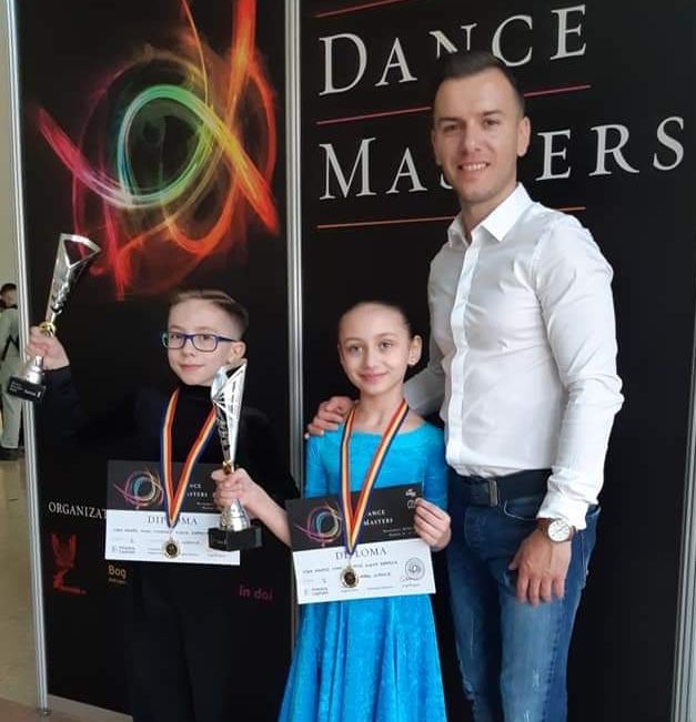 Trofee pentru dansatorii vâlceni antrenați de Bogdan Stîrcu la DanceMasters 2019