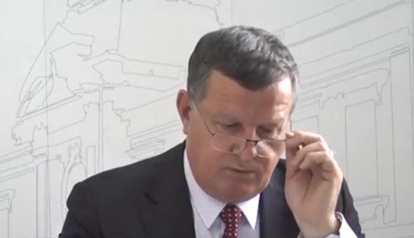 Arhitecții caută soluții pentru construirea a 800 de locuri și tribune în Sala Traian