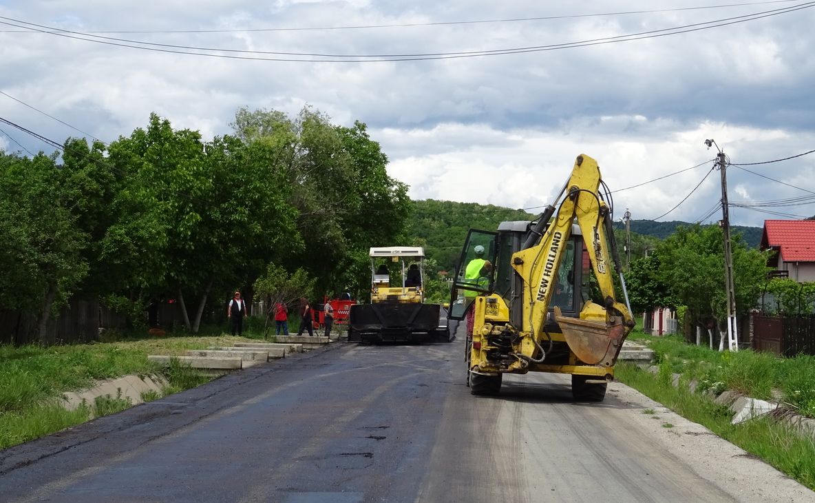 O altă stradă din zona limitrofă a Râmnicului intră într-o amplă reabilitare