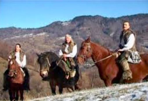 După 50 de ani de la prima întâlnire, moștenitorii se reunesc la Vaideeni