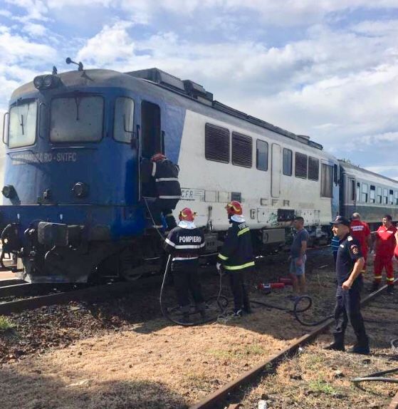 Incendiu în trenul care circula în direcția Podu Olt - Piatra Olt