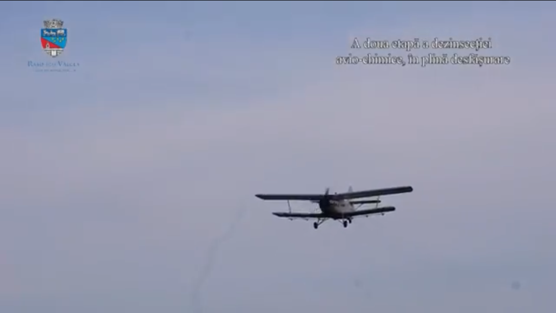 Dezinsecție avio-chimică, în această seară