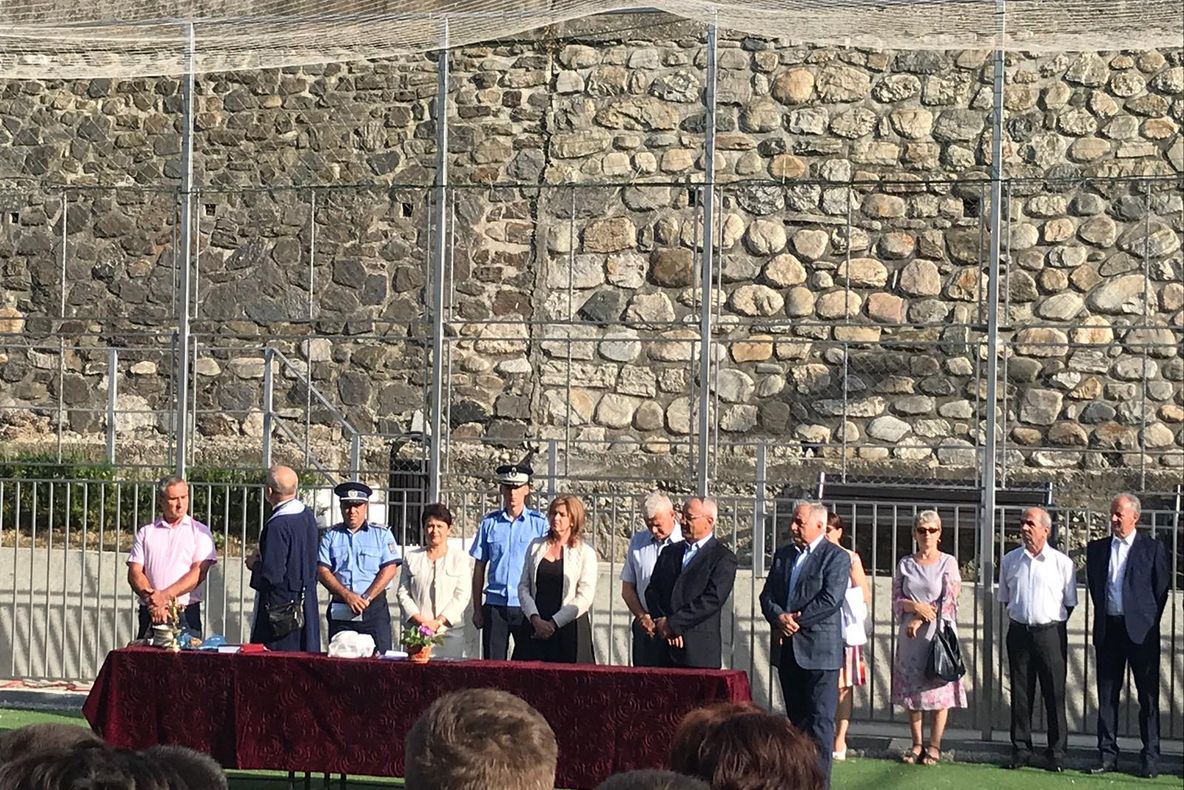 Jandarmeria Vâlcea prezentă la festivitățile prilejuite de începerea noului an școlar