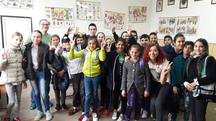 Voluntari europeni impotriva abandonului scolar