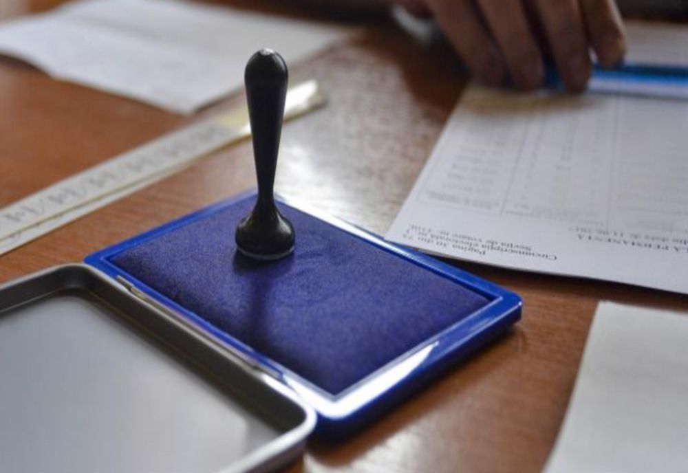 Alegeri prezidențiale. Peste 260.000 de români au votat în prima oră de la deschiderea secțiilor de vot