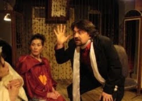 Ziua Dramaturgiei Româneşti, prima aniversare. Teatrul Ariel din Ramnic, singurul din România in care s- a montat integrala Caragiale