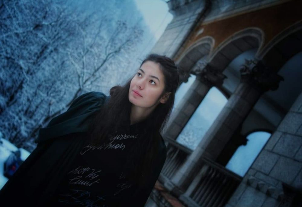 Lumea fantastică a tinerei vâlcence Andra E. Dragomir