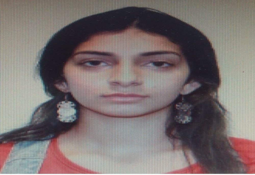 Adolescenta din Piteşti a fost găsită de poliţişti în judeţul Vâlcea