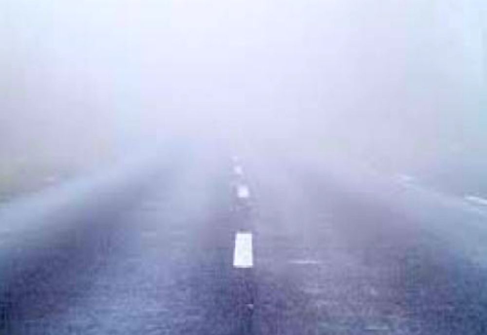 Dimineată cu ceață și vizibilitate redusă în mai multe zone din Vâlcea