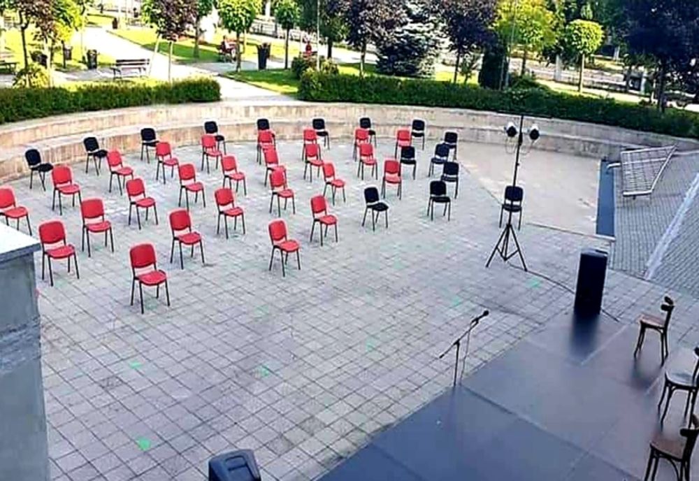 Teatru în amfiteatru, ca în Grecia Antică. Anton Pann din Râmnic propune noi spectacole