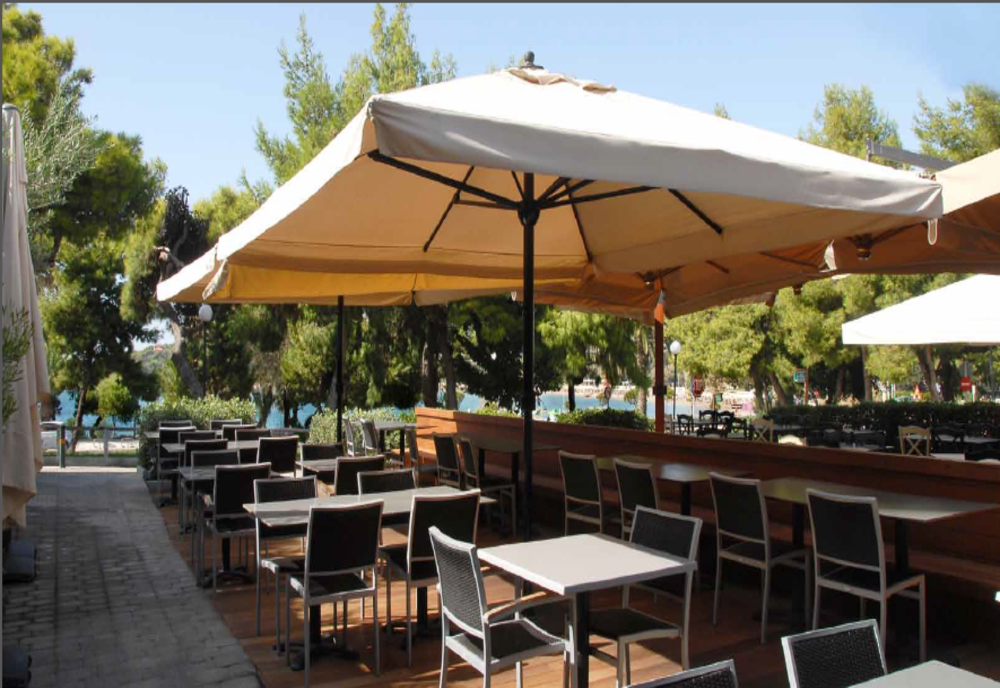 În Râmnic terasele nu se vor închide la ora 23 00. Ștrandul din Ostroveni rămâne deschis 